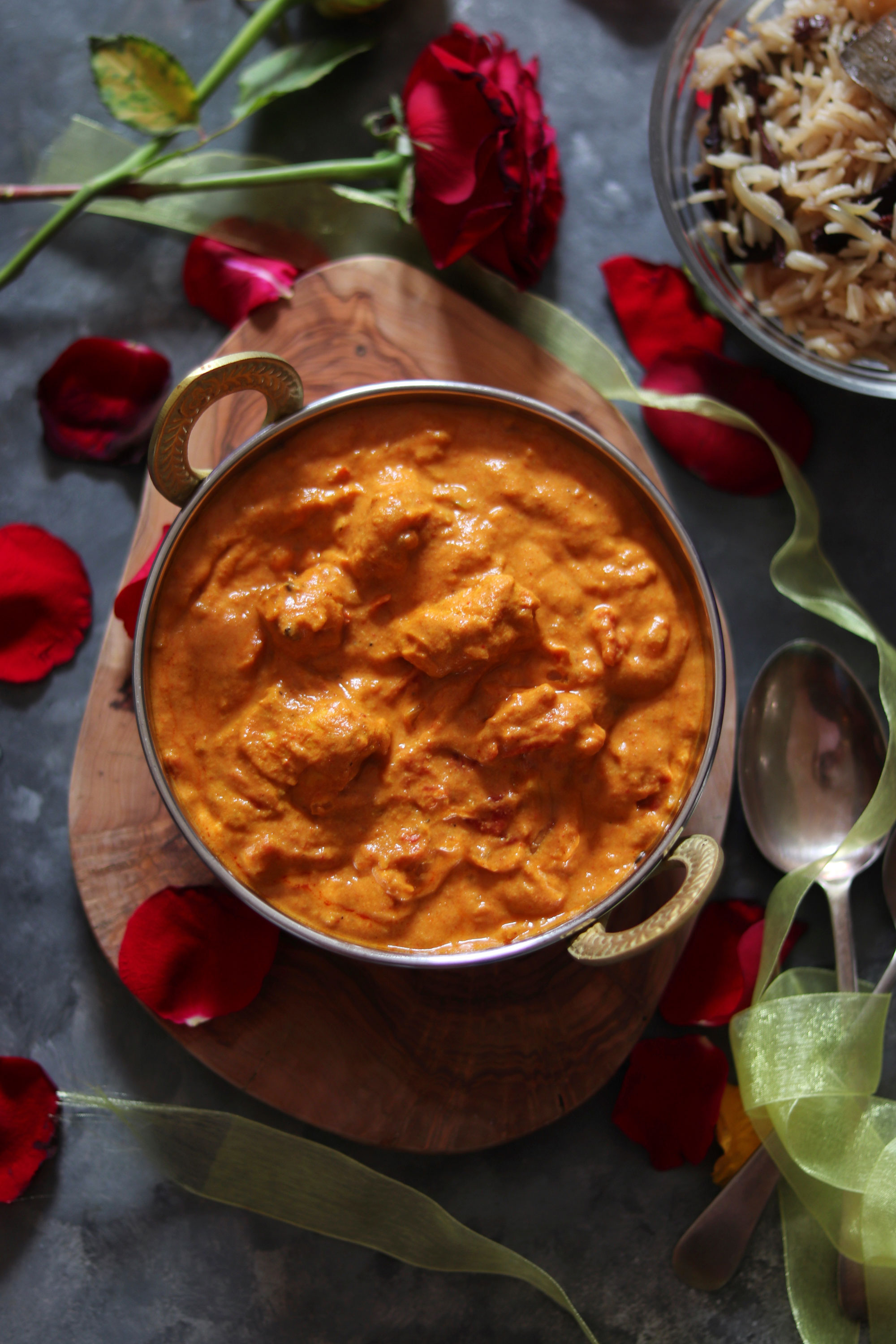 Chicken curry with cashew cream