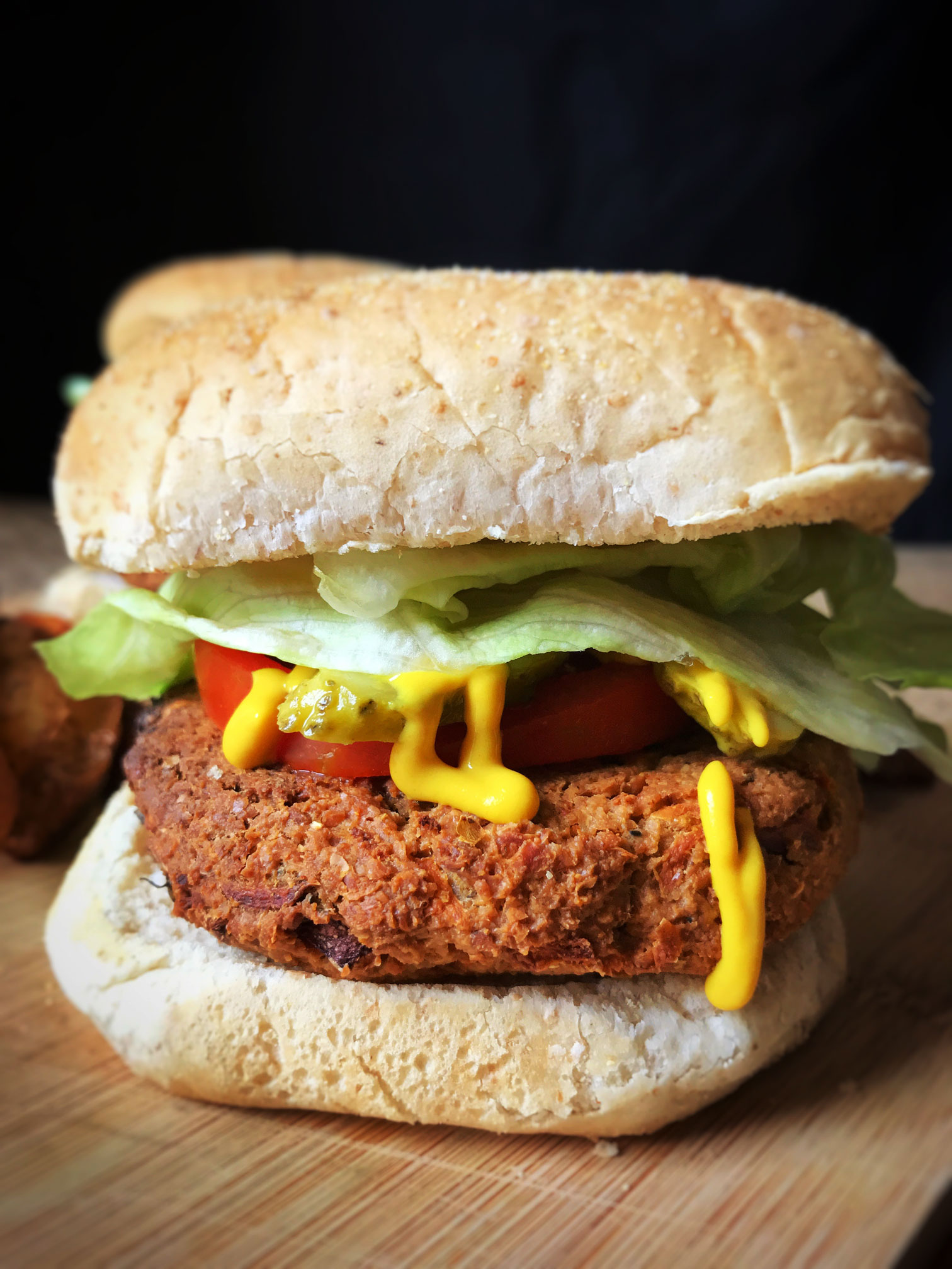 Falafel hummus burger (Chickpeas burger) | Soulful And Healthy