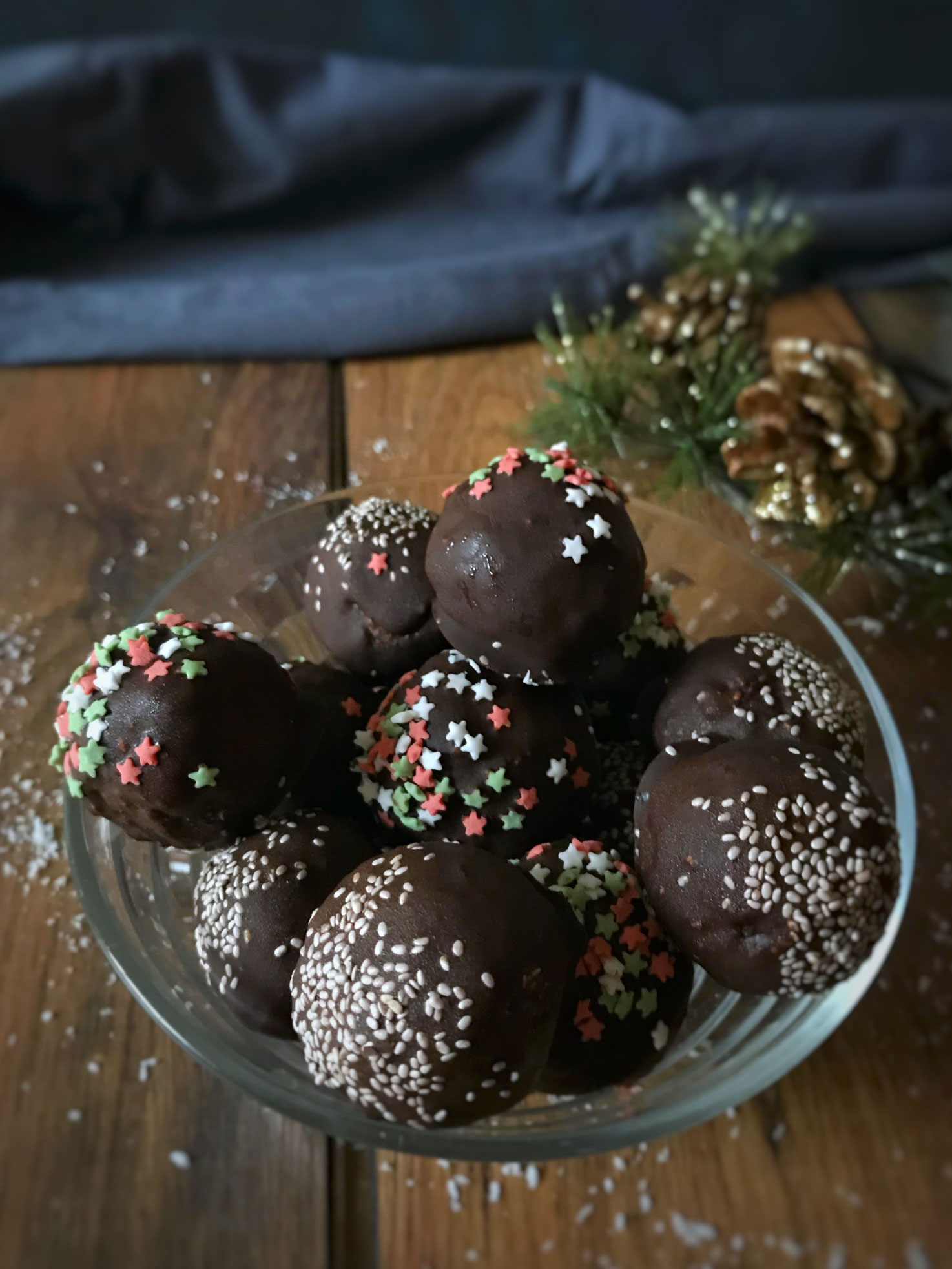 Chia no bake cake pops