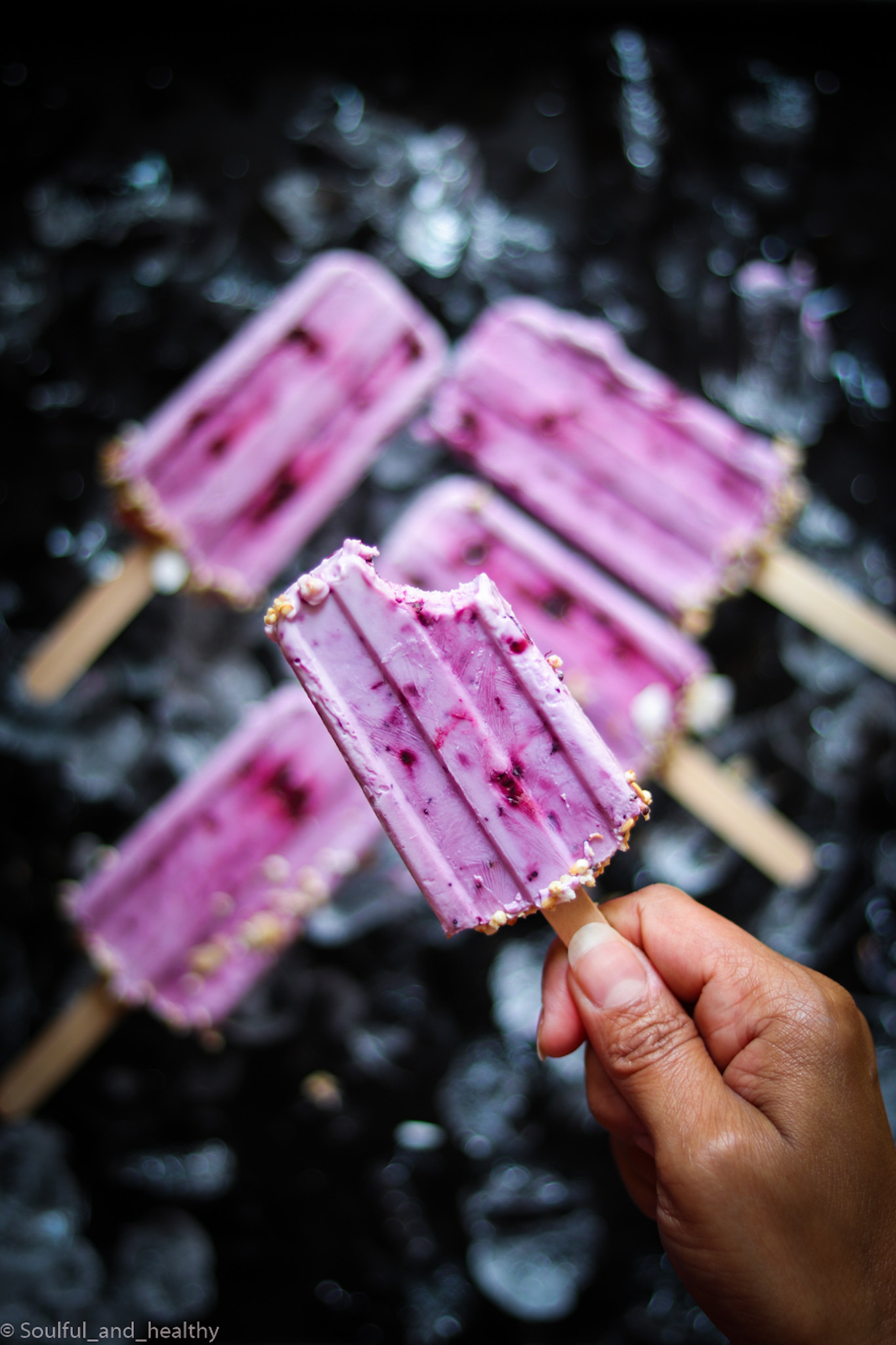 Blueberry and yogurt popsicle