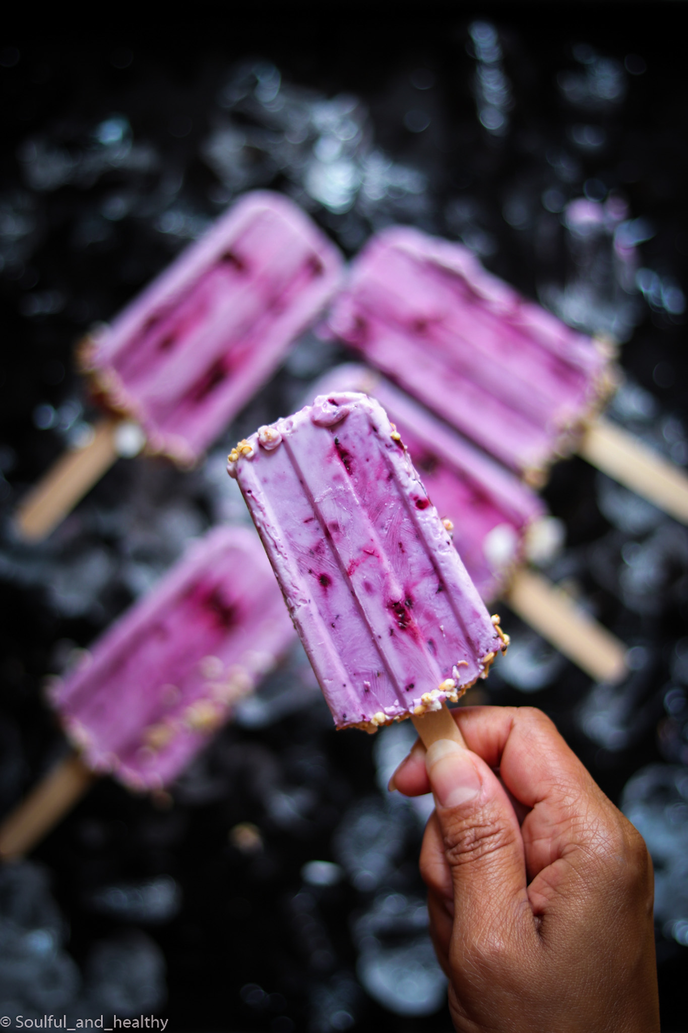 blueberry and yogurt popsicle