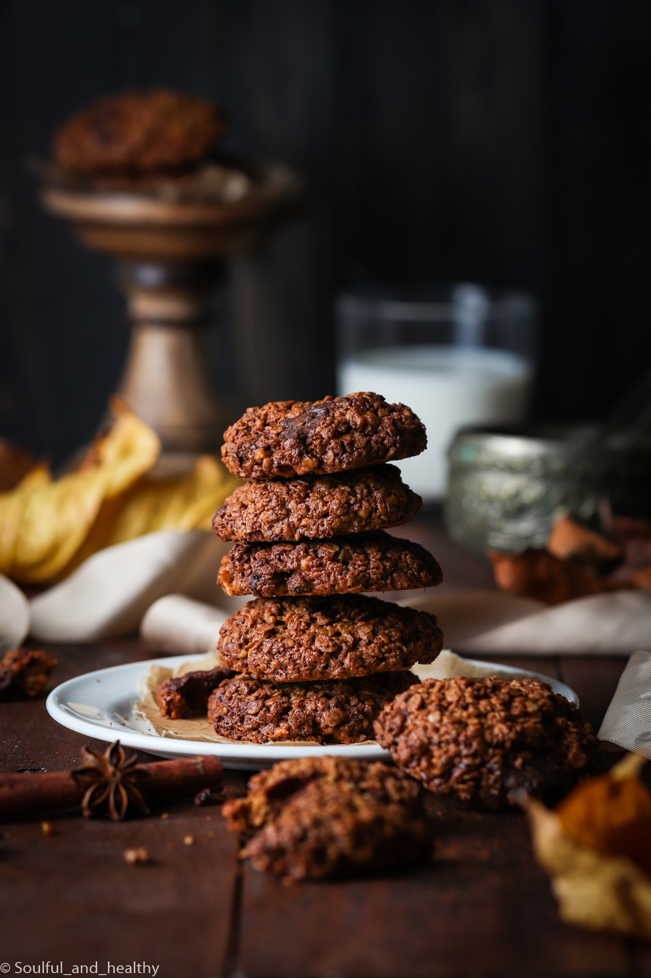 Pumpkin spiced dark chocolate chunks oats cookies