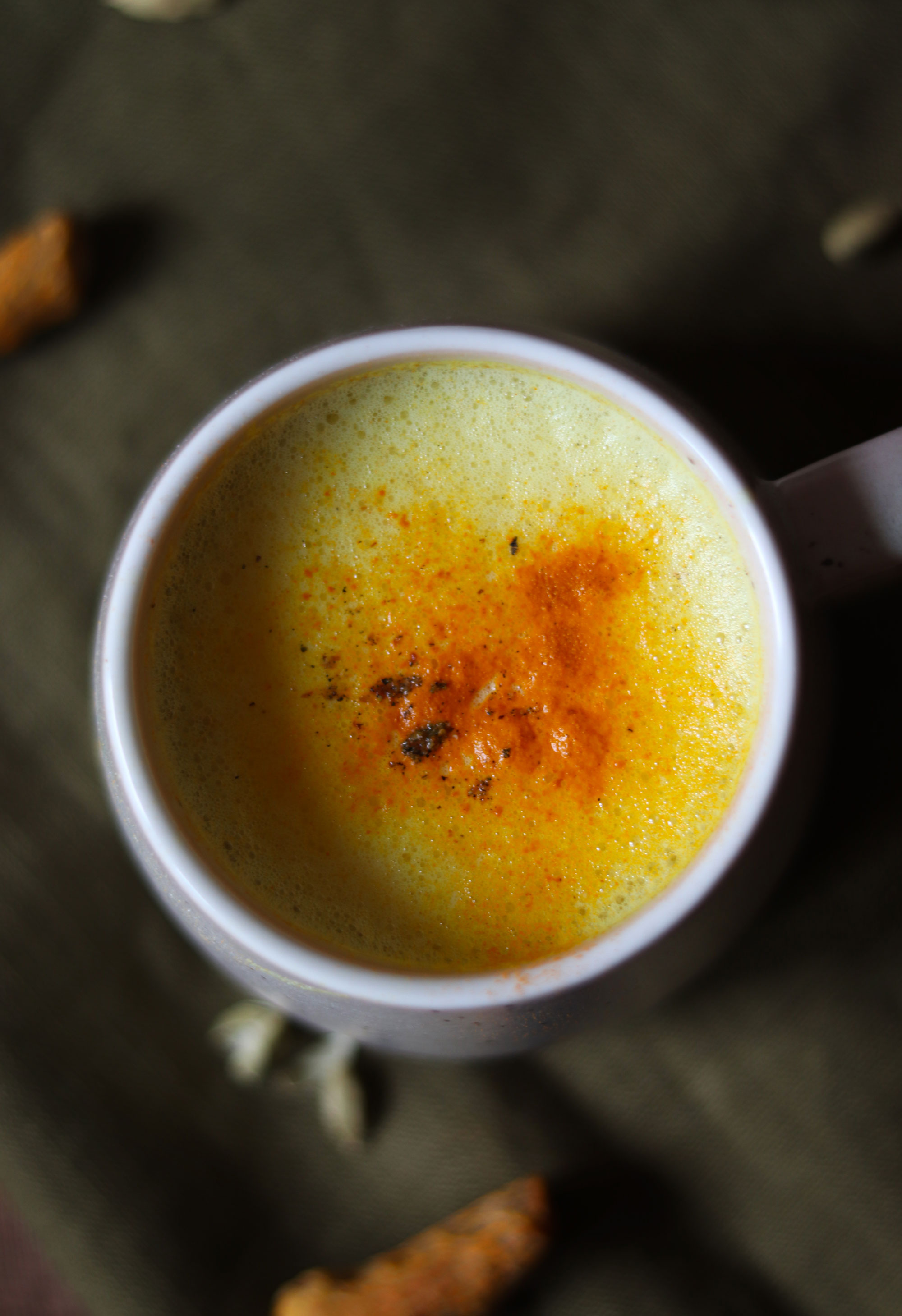 Turmeric and cardamom latte