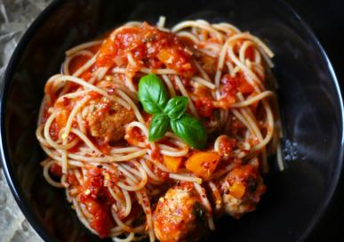 Italian wholewheat spaghetti turkey meatballs
